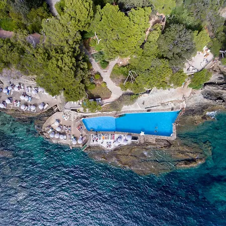 Provençal 3*