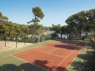 Hotel Le Provencal A Giens - Bord De Mer מלון 3*